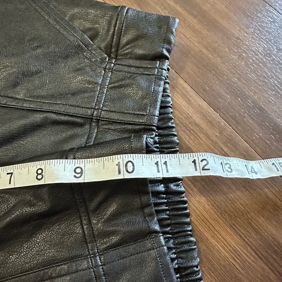 SPANX® Leather-Like Jogger black 
Size small
Like new
Style 20283R - Picture 9 of 10